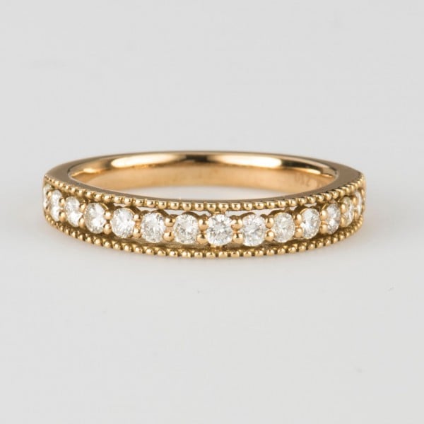 Classic Wedding Band in 18k Yellow Gold